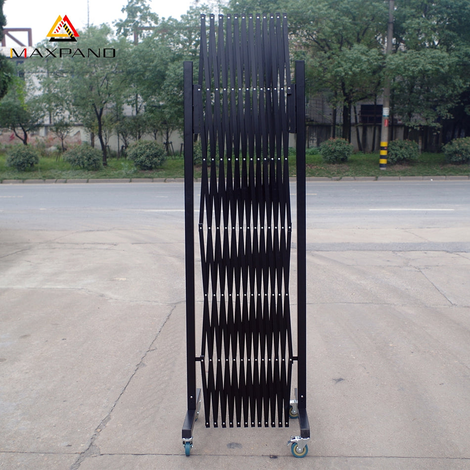 FlexiBarrier -Saxgrind- med hjul (Längd 4m Höjd 1,7m)