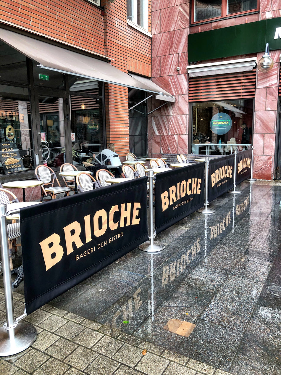 Flexibarrier Café Barrier-paket – 16,5 meter installation | Skräddarsydda tryckta banderoller