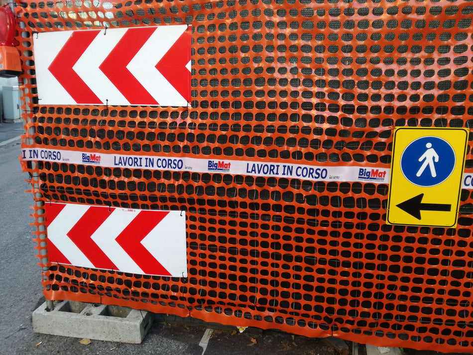 Orange Plast Skyddsnätstängsel - ANPASSNINGSBART - (Text och logotyp tryckt)