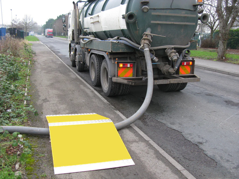 Kabel- & Slangramp för gångtrafik (2080 x 995 x 235 mm)